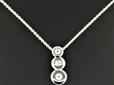 Colliers et pendentifs