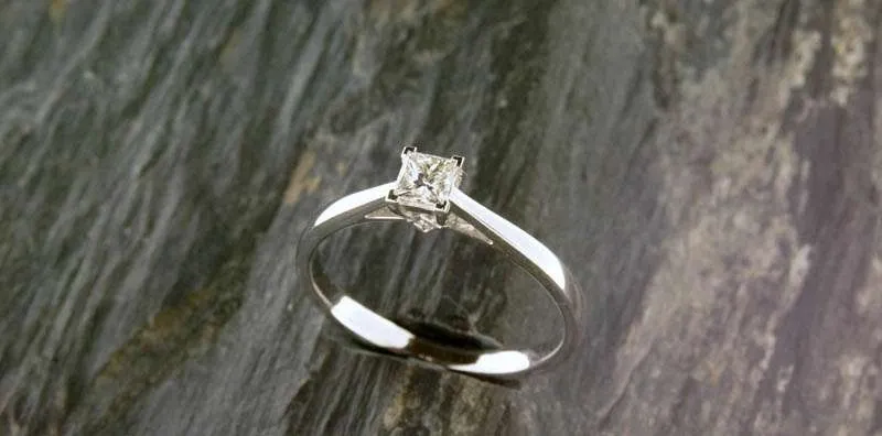 Solitaire Or Blanc Diamants Princesse GVS