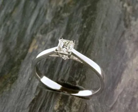Solitaire Or Blanc Diamants Princesse GVS