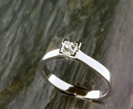 Solitaire Or Blanc Diamants Princesse GVS