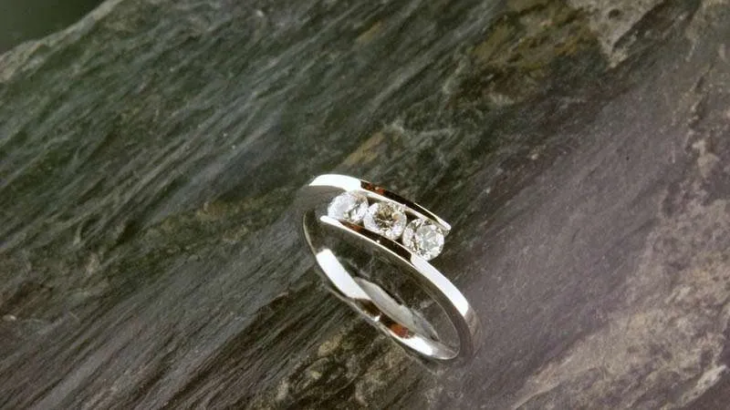 Bague Trilogy Or Blanc Diamants GVS